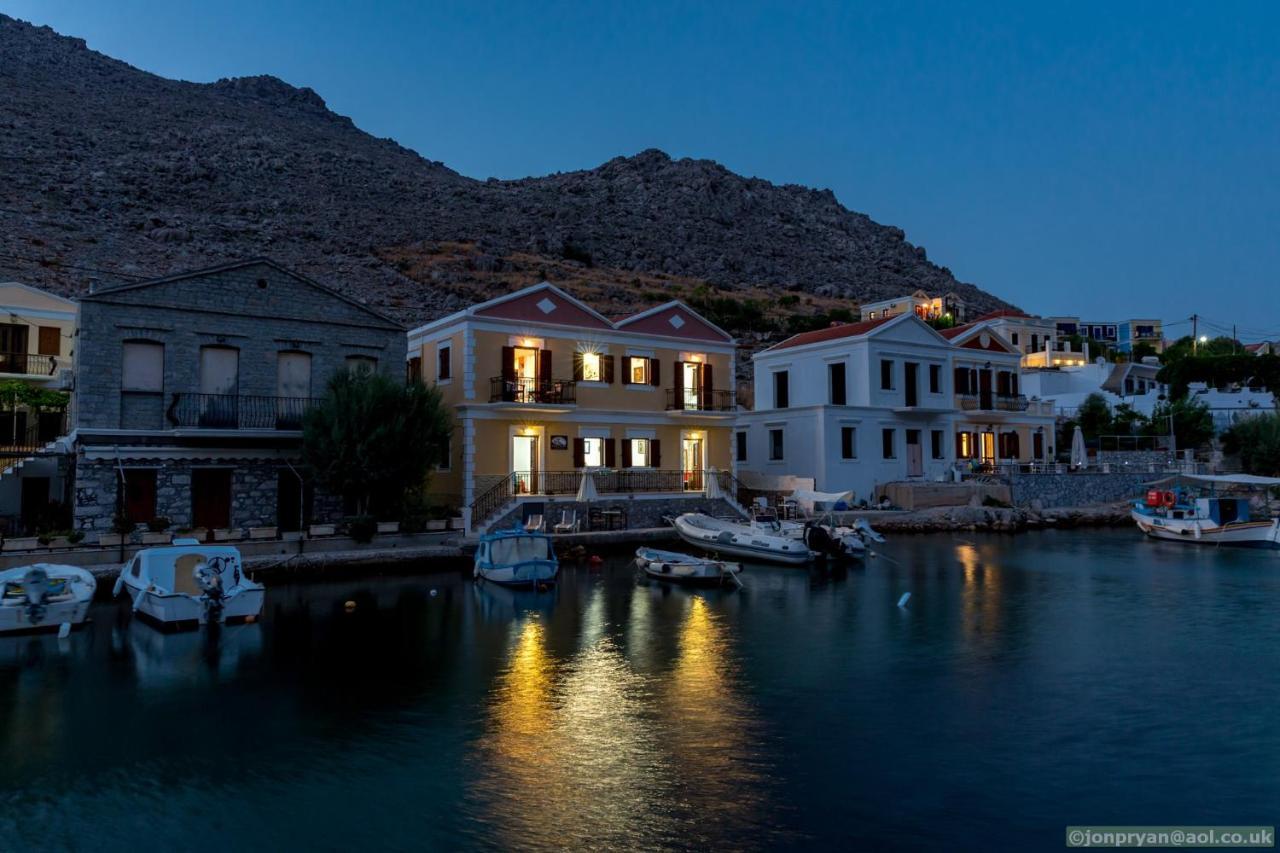 Perla Di Mare Apartment Symi Exterior foto