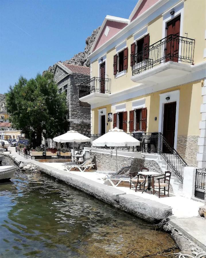 Perla Di Mare Apartment Symi Exterior foto